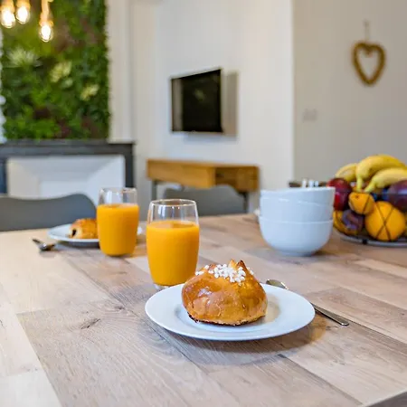 Apartament Centre Historique - Free Parking - Self Checkin - Wifi - La - Sleepntripbeziers Béziers